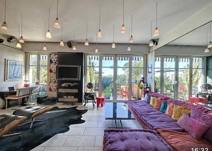 Apartmán Promenade Des Center Sea And Front Design Flat With Private Garden