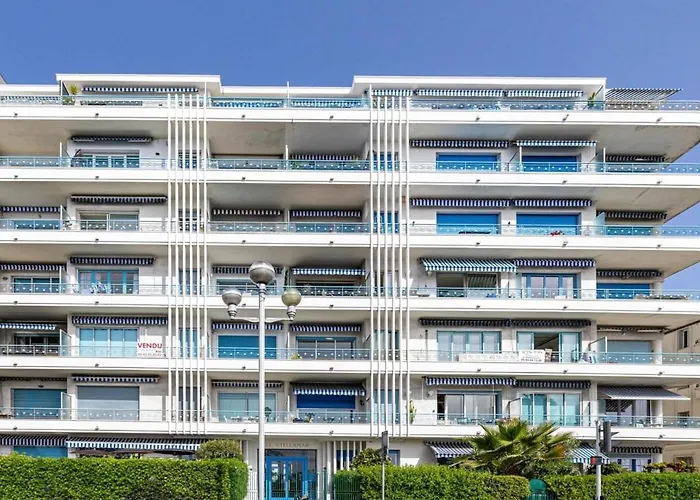 Promenade Des Center Sea And Front Design Flat With Private Garden *