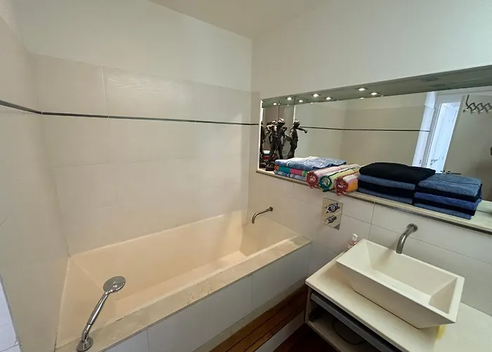 Apartmán Promenade Des Center Sea And Front Design Flat With Private Garden *