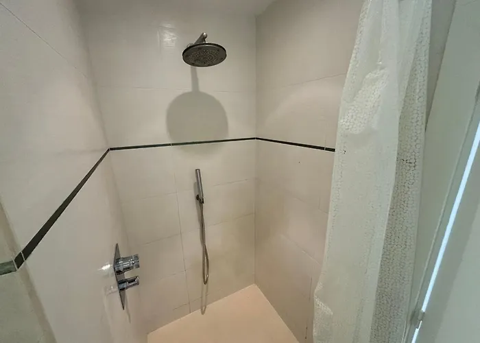 Promenade Des Center Sea And Front Design Flat With Private Garden * Nice