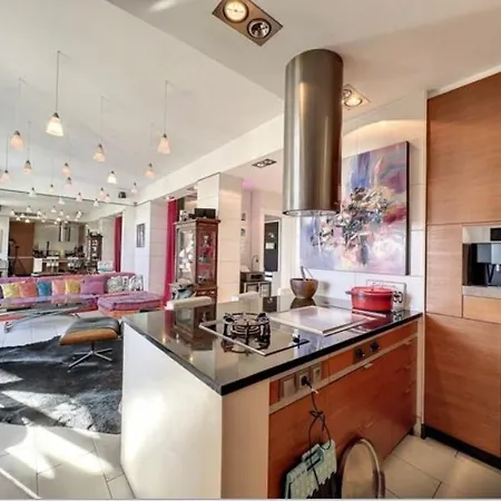 Promenade Des Center Sea And Front Design Flat With Private Garden *