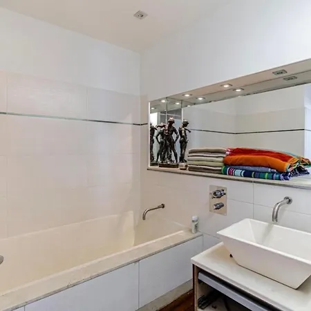 Promenade Des Center Sea And Front Design Flat With Private Garden Apartament