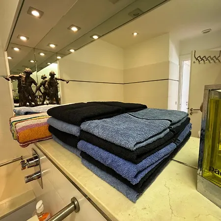 Apartmán Promenade Des Center Sea And Front Design Flat With Private Garden