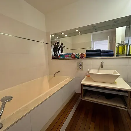 Promenade Des Center Sea And Front Design Flat With Private Garden *