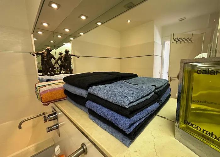 Apartman Promenade Des Center Sea And Front Design Flat With Private Garden