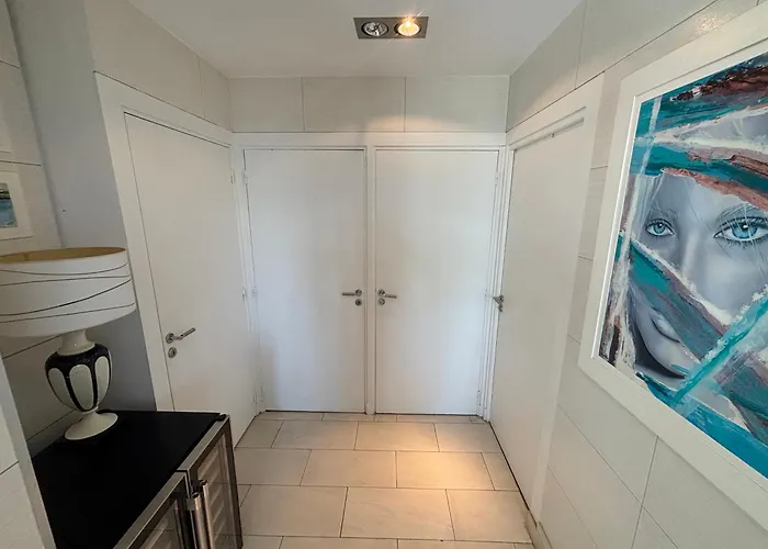 Promenade Des Center Sea And Front Design Flat With Private Garden Nizza